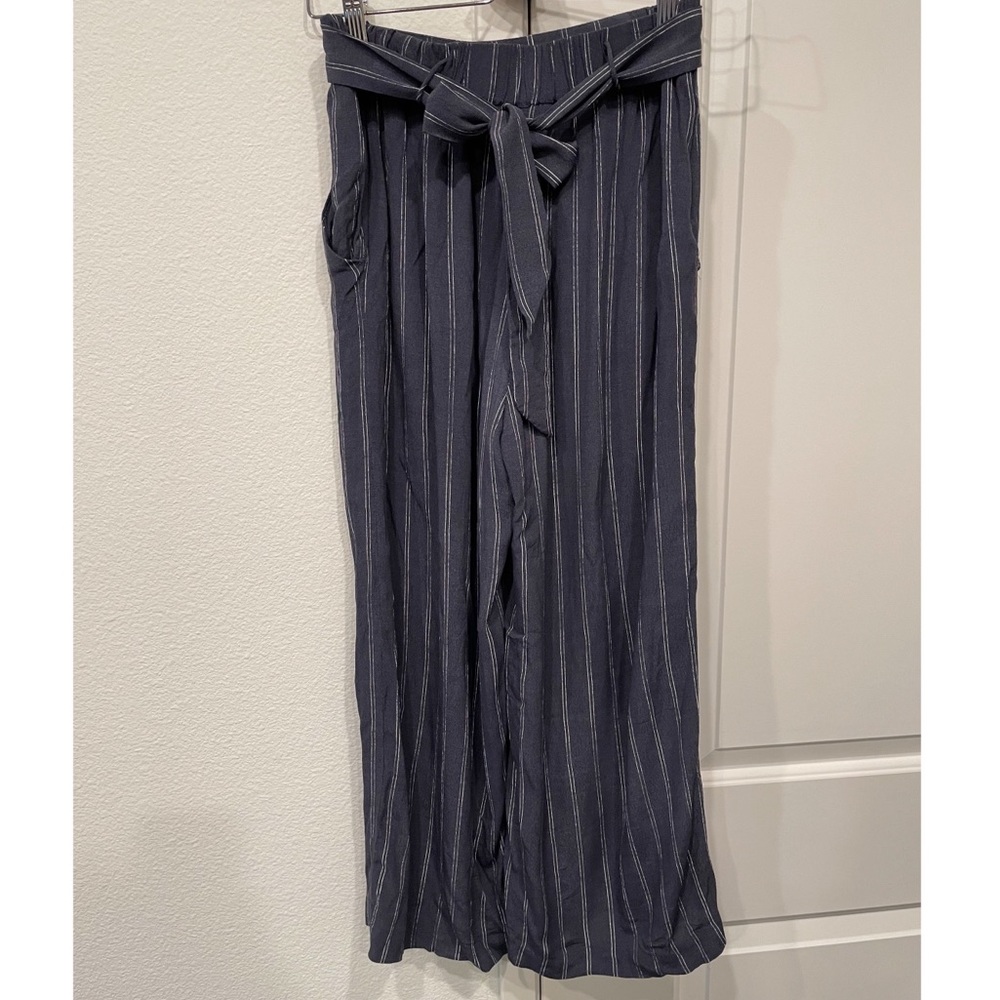 Aritzia- Wildfred Ankle pants Navy
